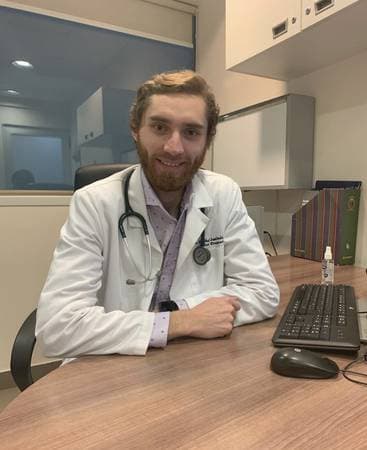 Dr. Cristobal Sepulveda - Médico Familiar