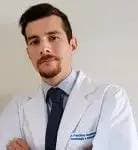 Dr. Francisco Neumann Castañeda - Cirujano de hombro y codo
