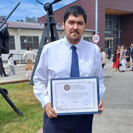 Dr. Cristóbal Hernández - Médico general 