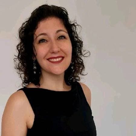 Daniela Toledo Pastén - Abogada