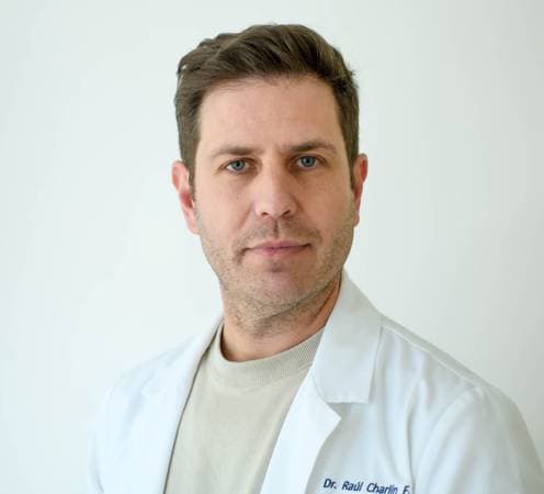 Dr. Raúl Charlín Fernández - Dermatólogo