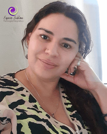 Olga Aguilera Salgado - Psicóloga Integrativa, analista existencial y terapeuta EMDR. 