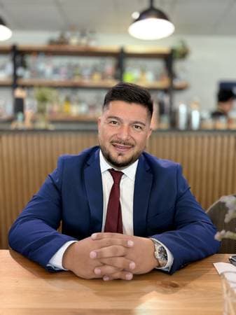 Cristian Poblete - Abogado 