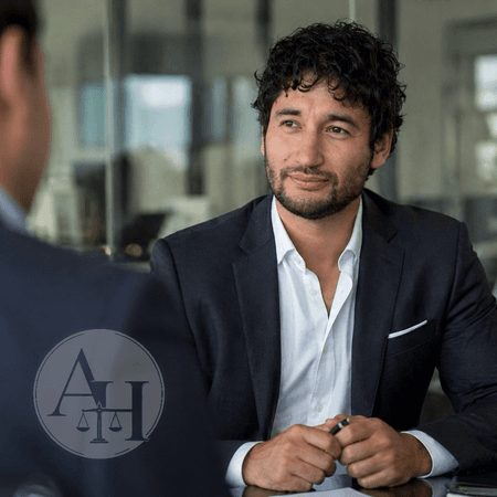 Andrés Hernández Iturra - Abogado