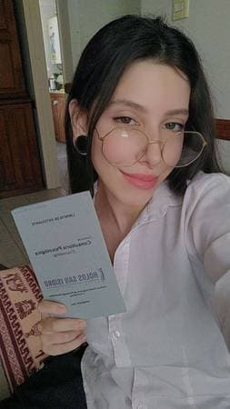 Giuliana Martina - Psicóloga Humanista