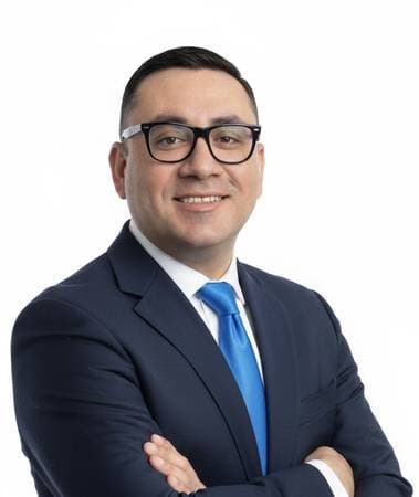 Carlos Gómez Morales - Contador Auditor