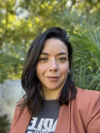 Carla Montecinos C. - Psicologa Clinica