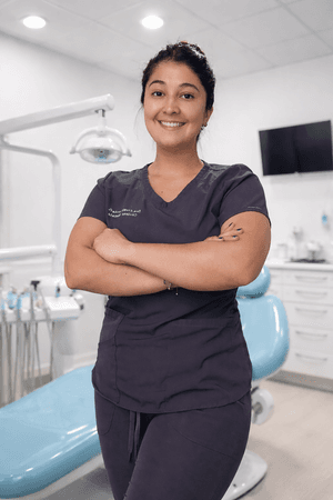 Dra Fresia Cortes - Dentista
