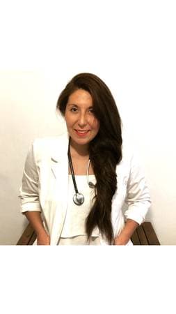 Dra. Francisca Avila - Medicina