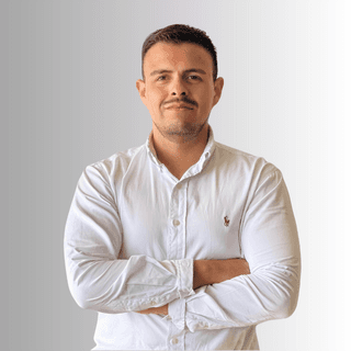 Rodrigo Villalobos - Familias, adultos y jóvenes. 