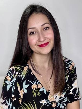 Estefanía Hernandez - Terapia Energética y Emocional • Tarotista 