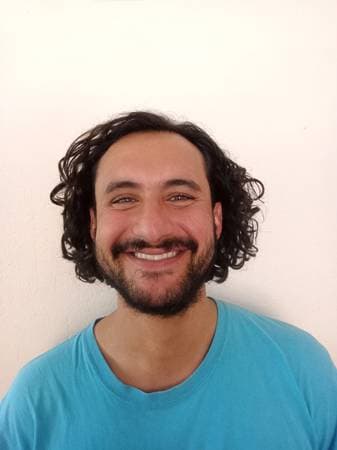 Tomás Aliaga Ortega - Médico cirujano