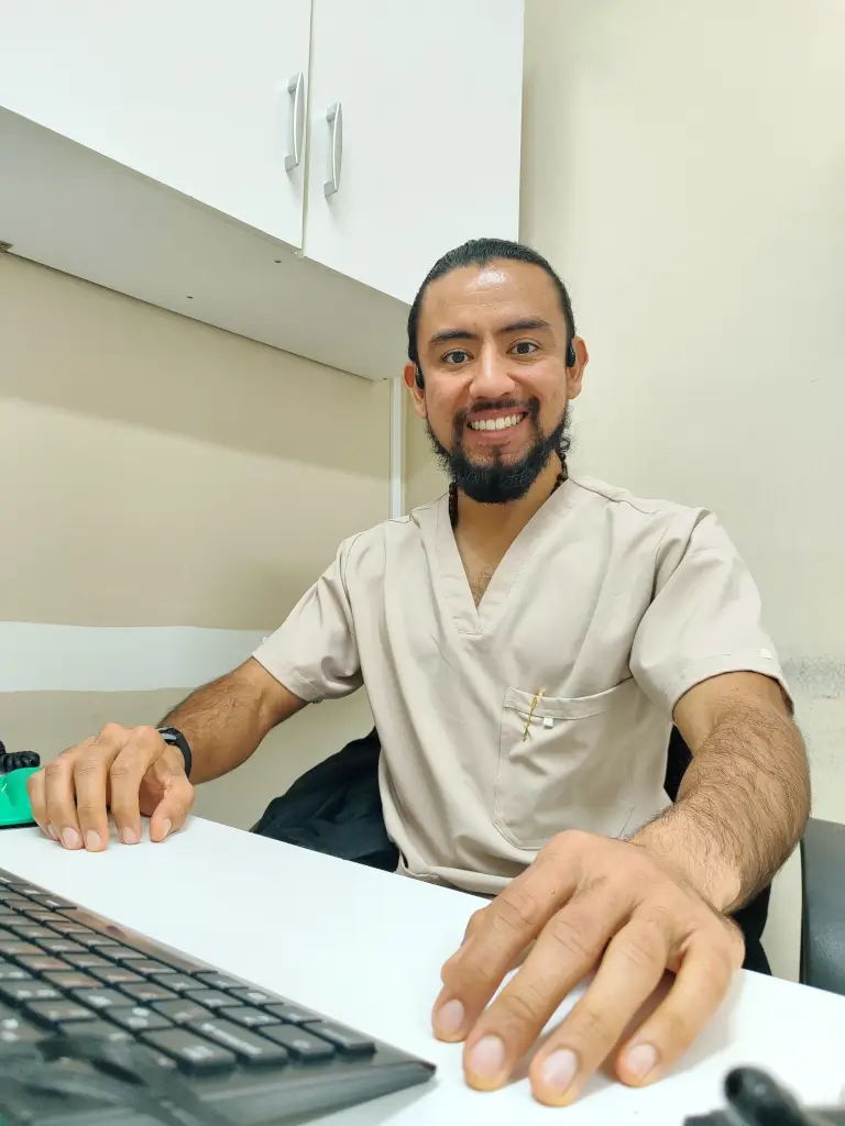 Dr. Andrés Felipe Montoya Ávila - Médico general