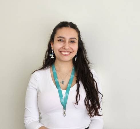 Carolina Muñoz Olivares - Especialista en neurodivergencia en población adulta | PARA AGENDAR CONTACTAR EN mujerneurodivergente@gmail.com