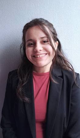 María Ignacia Merino Pelen - Psicología