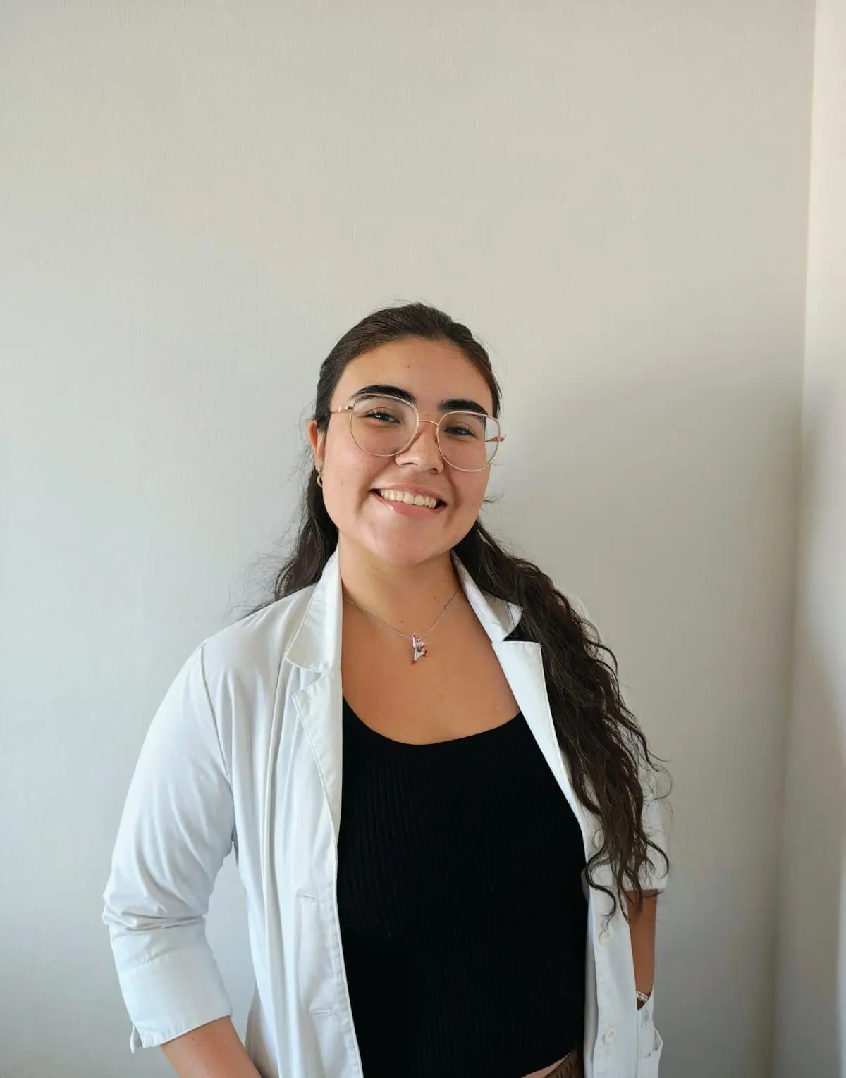 Catherine Lara - Médico general