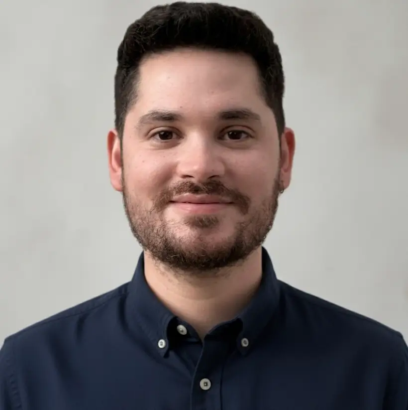 Dr. Carlos Araneda Yupanqui - Médico Residente Psiquiatría Adultos