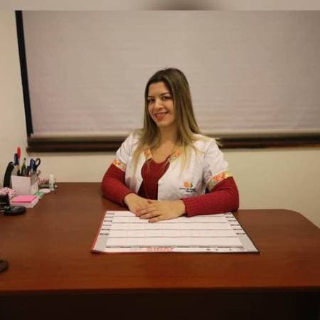 Verónica Arcos - Psicóloga Clínica EMDR y DBT