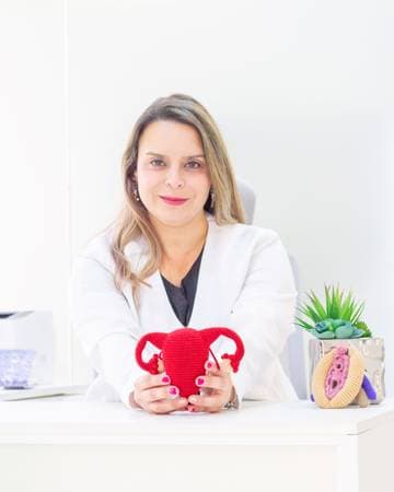 Dra Dania Acuña - Ginecología general, oncológica y vulvovaginal. Climaterio, menospausia, anticoncepción