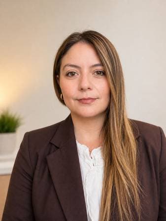 Bangia Perry - Abogada