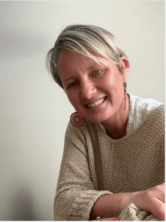 M. Isabel Cheyre Forestier - Psicóloga clínica y psicoterapeuta acreditada, Post-título en Terapia Sistémica, EMDR.