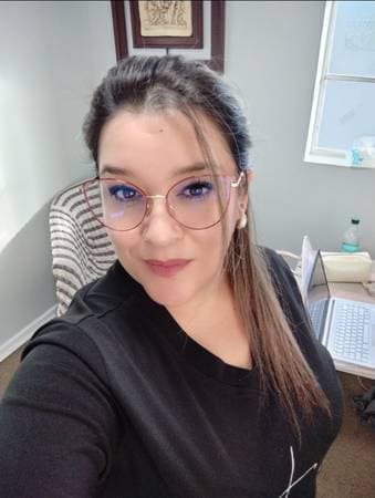 Carolina Ruiz Puelma - Psicóloga Clínica y Educacional.
