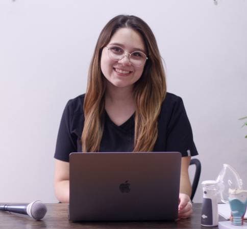 Valentina Cruz Fernandez - Fonoaudióloga especialista en voz hablada y cantada